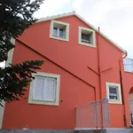 Odysseus Traditional House Holiday home