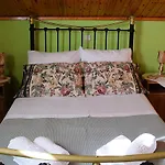 Odysseus Traditional House Holiday home *
