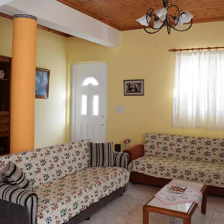Odysseus Traditional House Holiday home *